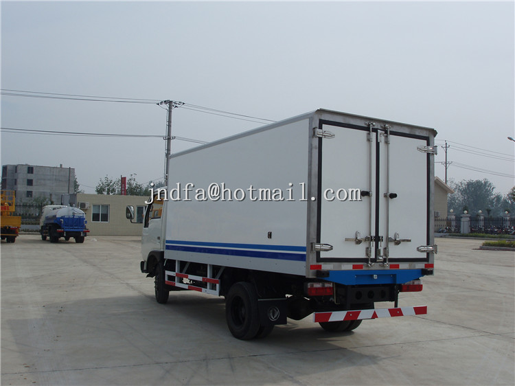 DongFeng XiaoBaWang Refrigerator Truck,Freezer Truck