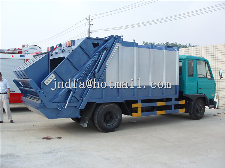 DongFeng Compression Garbage Light Trucks，Garbage Collecting Truck