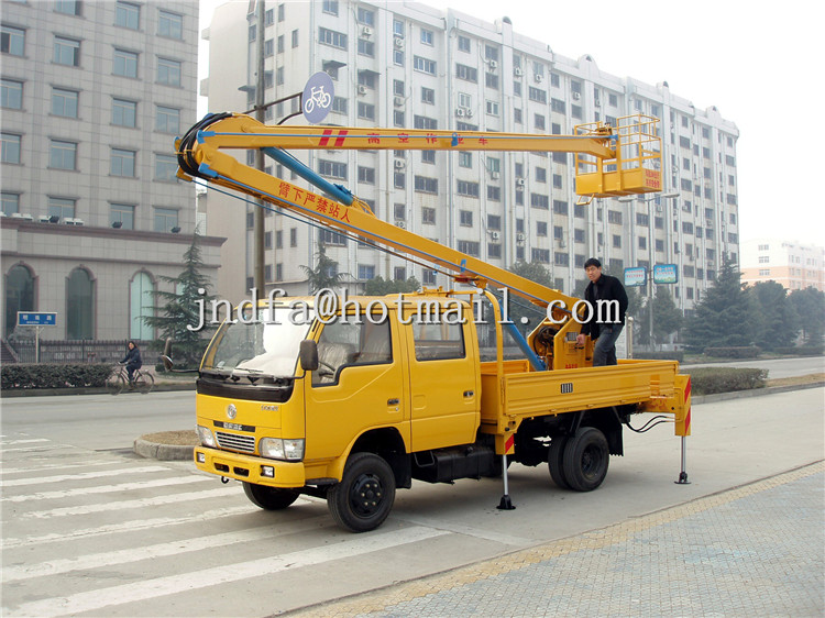 DongFeng XiaoBaWang Aerial Platform Truck