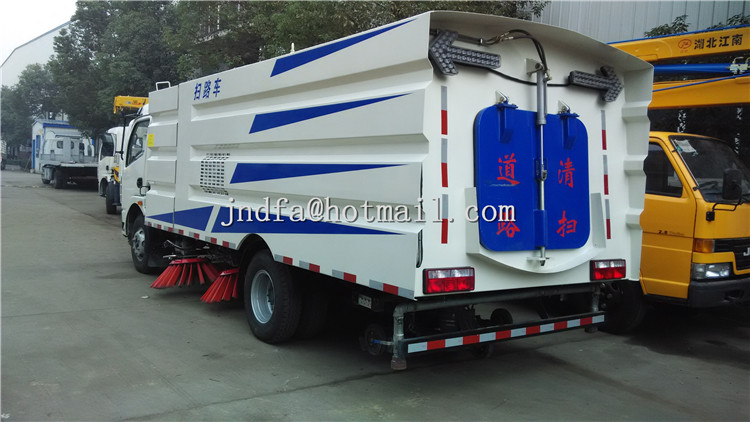 Dongfeng Duolika Street Sweeper Truck,Street Cleaning Truck