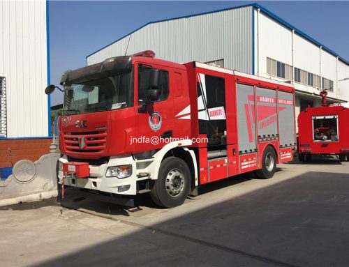 High-pressure compressed air foam fire fighting truck